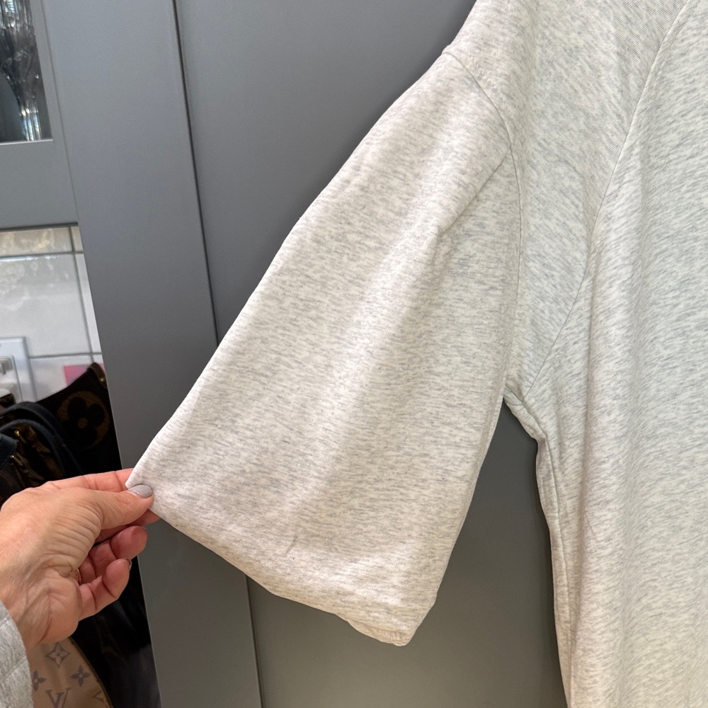 Boxy Short Sleeve Tee in Light Heather Cream - Picture 2 of 7